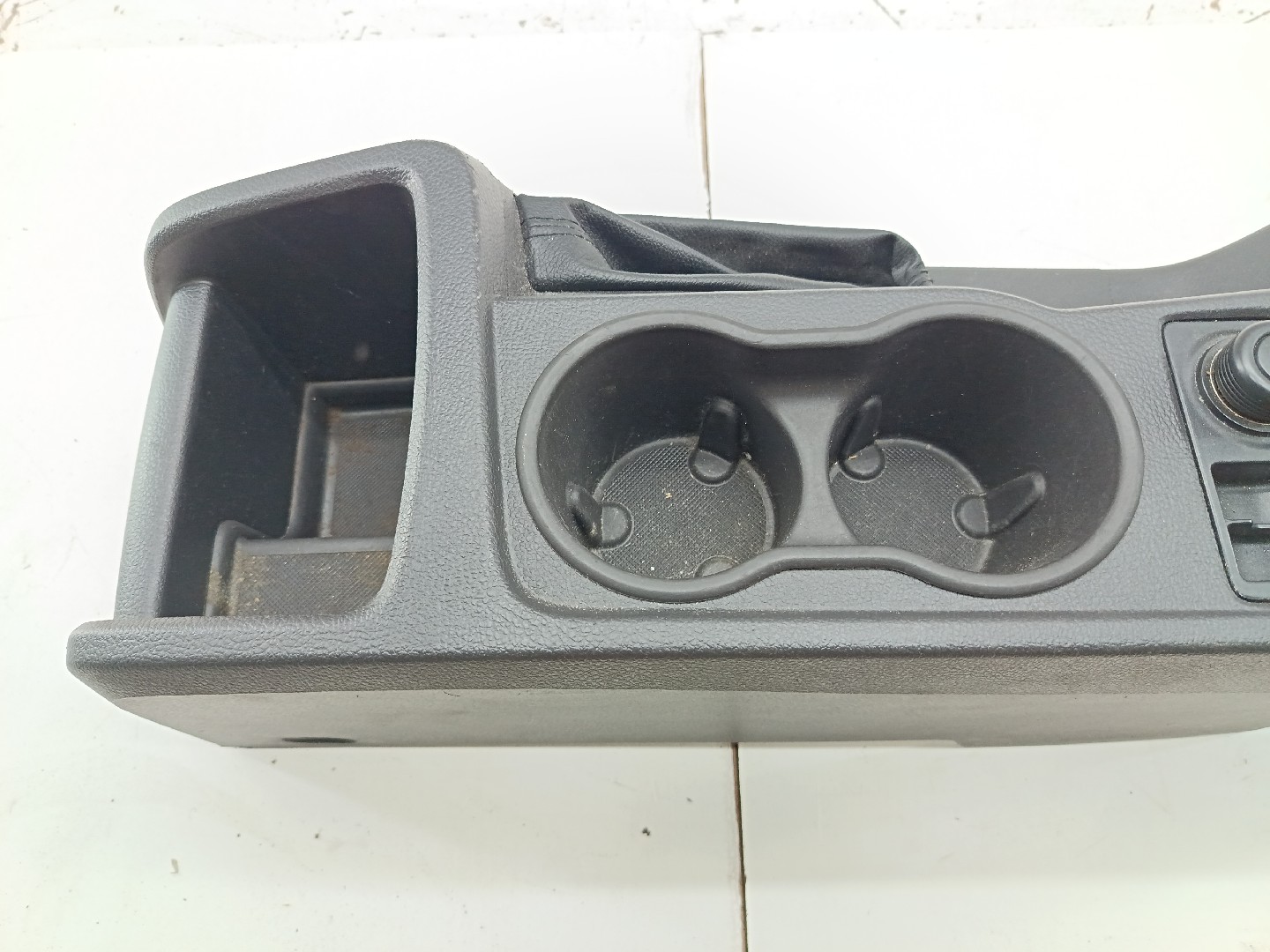 Consola Central FORD FOCUS III Caixa/Hatchback | 11 -  Imagem-1