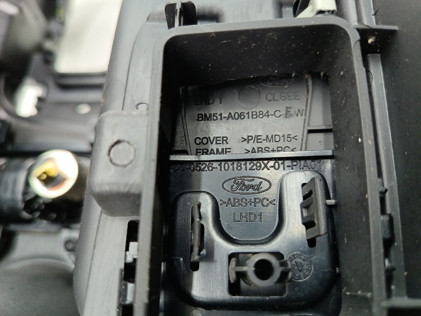 Consola Central FORD FOCUS III Caixa/Hatchback | 11 -  Imagem-6