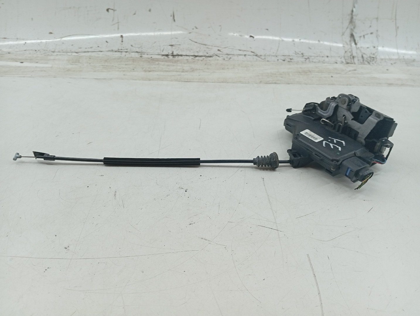 Fecho da Porta Frente Esquerdo SKODA OCTAVIA II (1Z3) | 04 - 13