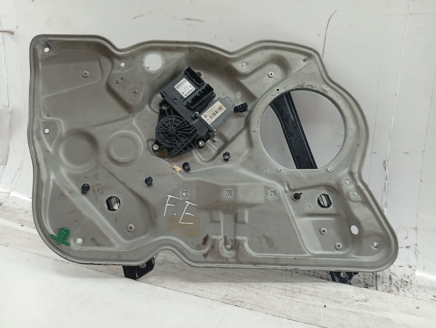 Motor e elevador de vidro frente esquerdo SKODA OCTAVIA II (1Z3) | 04 - 13 Imagem-2