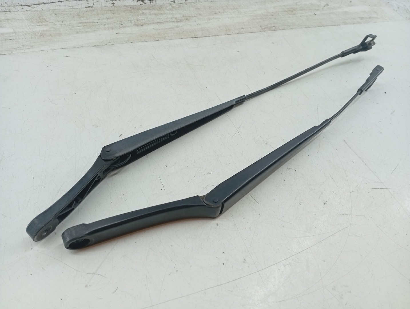 Escova Limpa Parabrisas SKODA OCTAVIA II (1Z3) | 04 - 13 Imagem-3