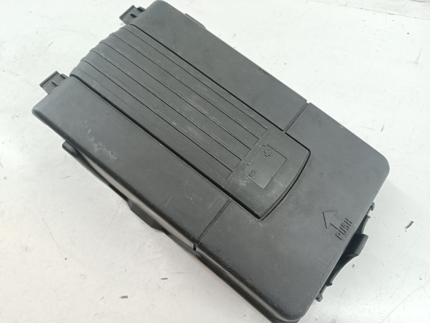 Tampa de bateria SKODA OCTAVIA II (1Z3) | 04 - 13 Imagem-4