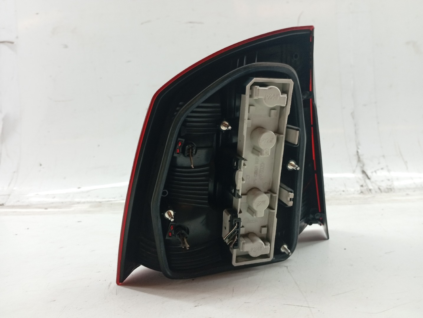 Right Tail Light  SKODA OCTAVIA II (1Z3) | 04 - 13 Imagem-3