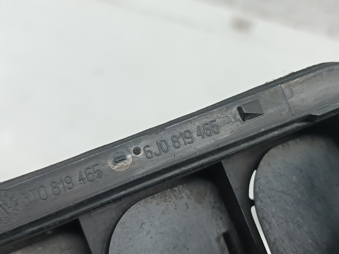 Painel de Ventilação da Carroceria SKODA OCTAVIA II (1Z3) | 04 - 13 Imagem-1