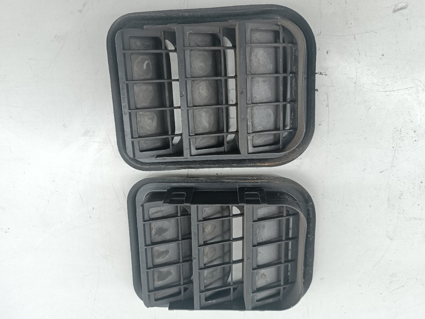 Painel de Ventilação da Carroceria SKODA OCTAVIA II (1Z3) | 04 - 13 Imagem-2