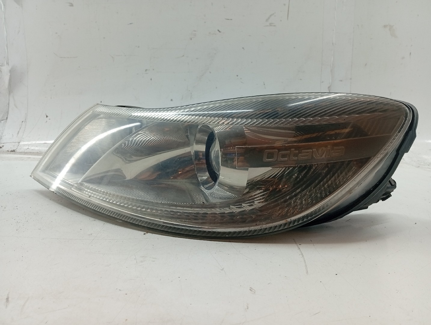 Faro Izq SKODA OCTAVIA II (1Z3) | 04 - 13 Imagem-1