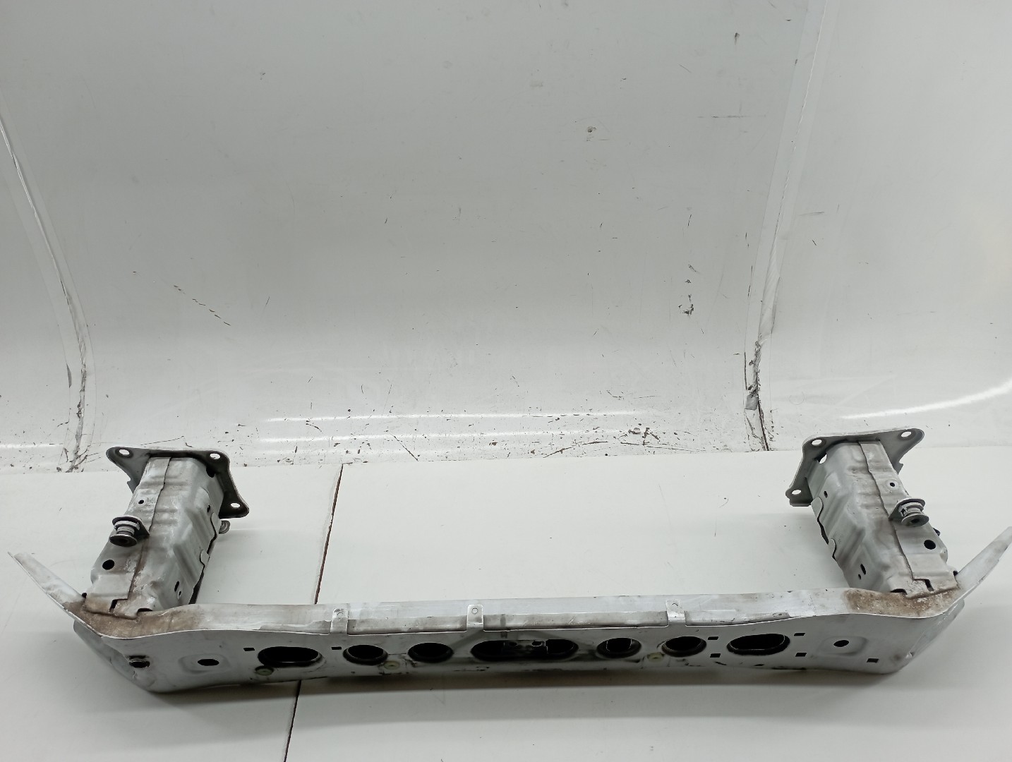 Reforço do para-choques Frente FORD FOCUS III Caixa/Hatchback | 11 -  Imagem-1