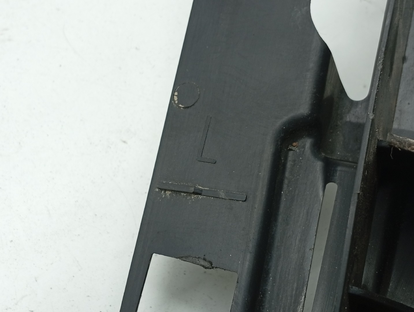 Guia de para-choques FORD FOCUS III Caixa/Hatchback | 11 -  Imagem-1