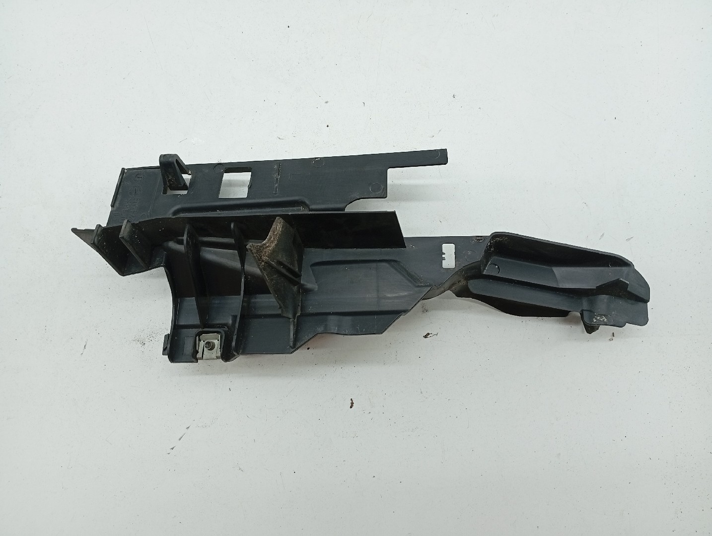 Guia de para-choques FORD FOCUS III Caixa/Hatchback | 11 - 