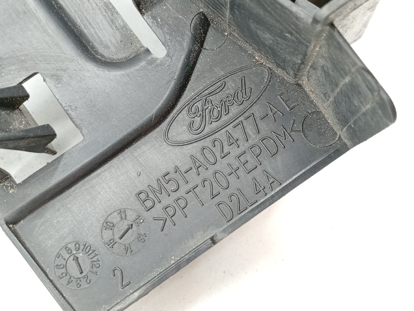 Guia de para-choques FORD FOCUS III Caixa/Hatchback | 11 -  Imagem-2