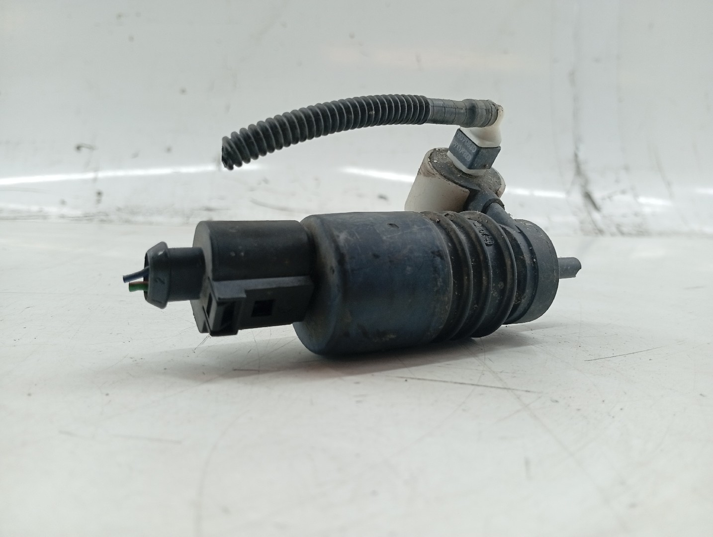 Motor de esguicho SEAT IBIZA IV (6J5, 6P1) | 08 - 17 Imagem-2