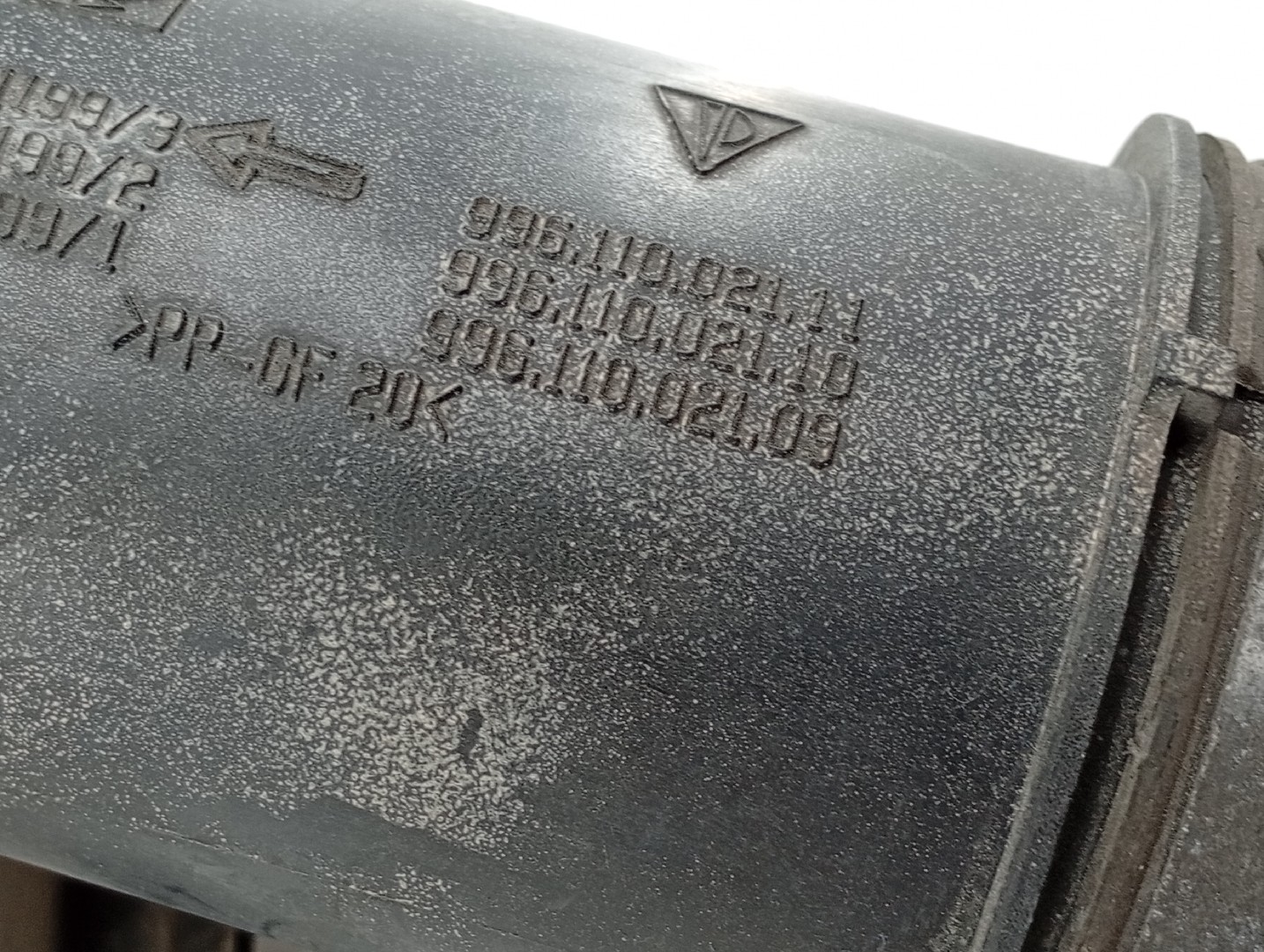 Caixa de filtro de ar com tubo de ar PORSCHE BOXSTER (986) | 96 - 04 Imagem-4