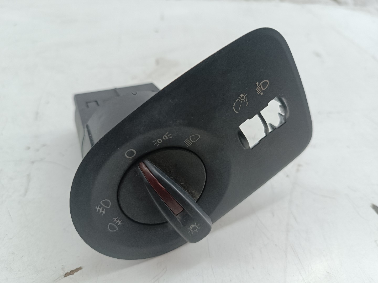 Comutador de luzes SEAT IBIZA IV (6J5, 6P1) | 08 - 17 Imagem-5