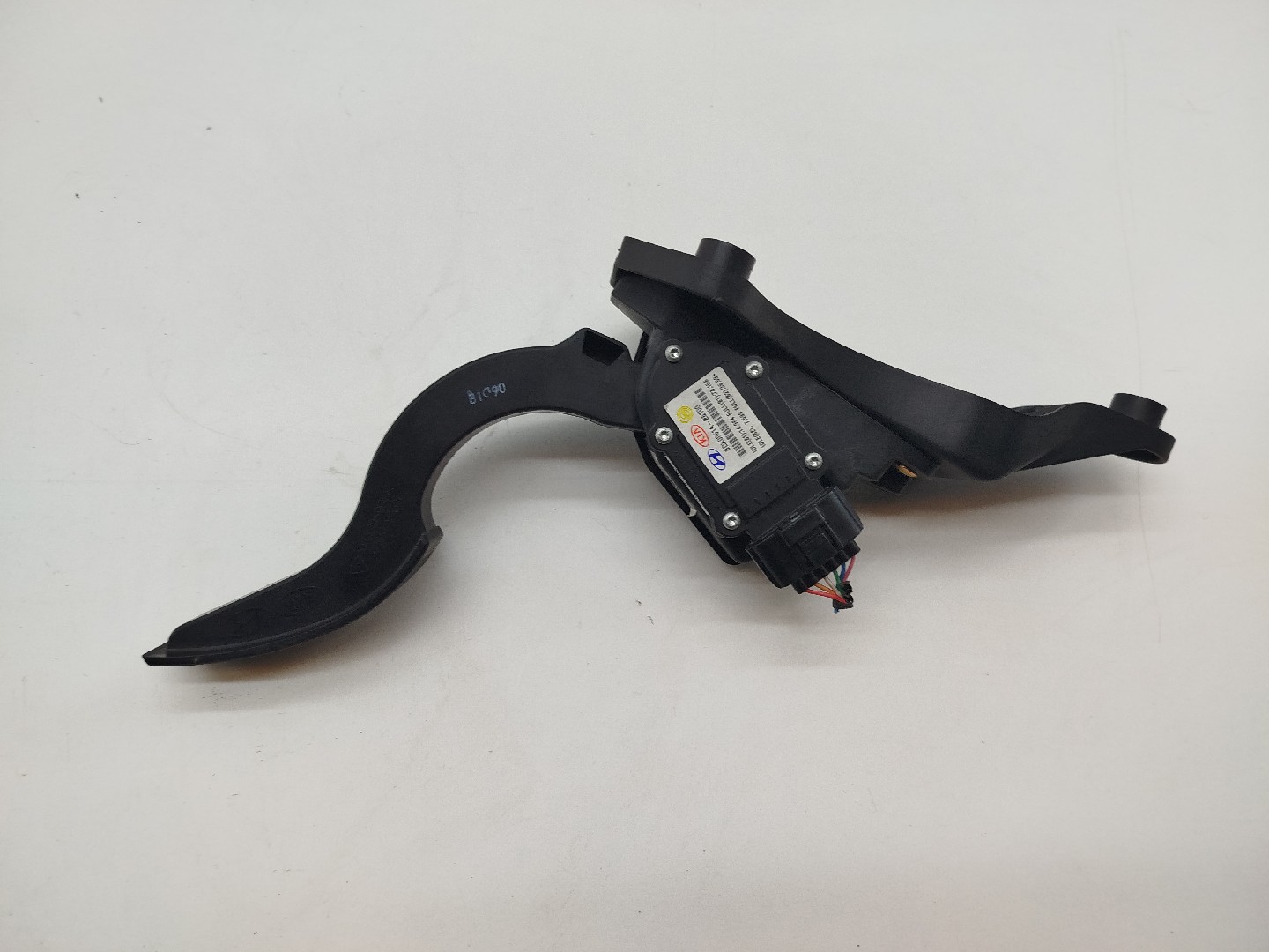 Pedal acelerador HYUNDAI SANTA FÉ II (CM) | 05 - 15 Imagem-1