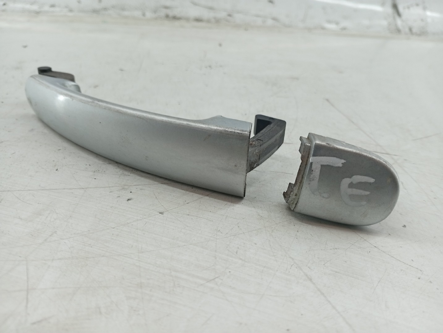 Puxador Exterior Porta Tras Esquerdo SEAT IBIZA IV (6J5, 6P1) | 08 - 17 Imagem-1