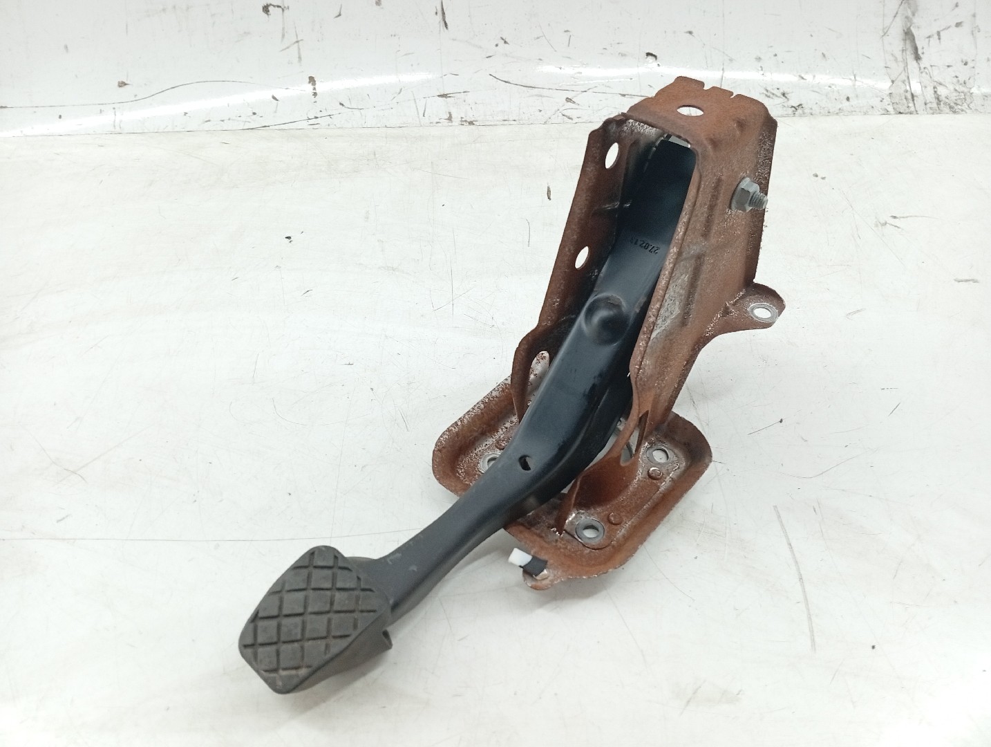 Pedal de travão VOLKSWAGEN TIGUAN (5N_) | 07 - 18