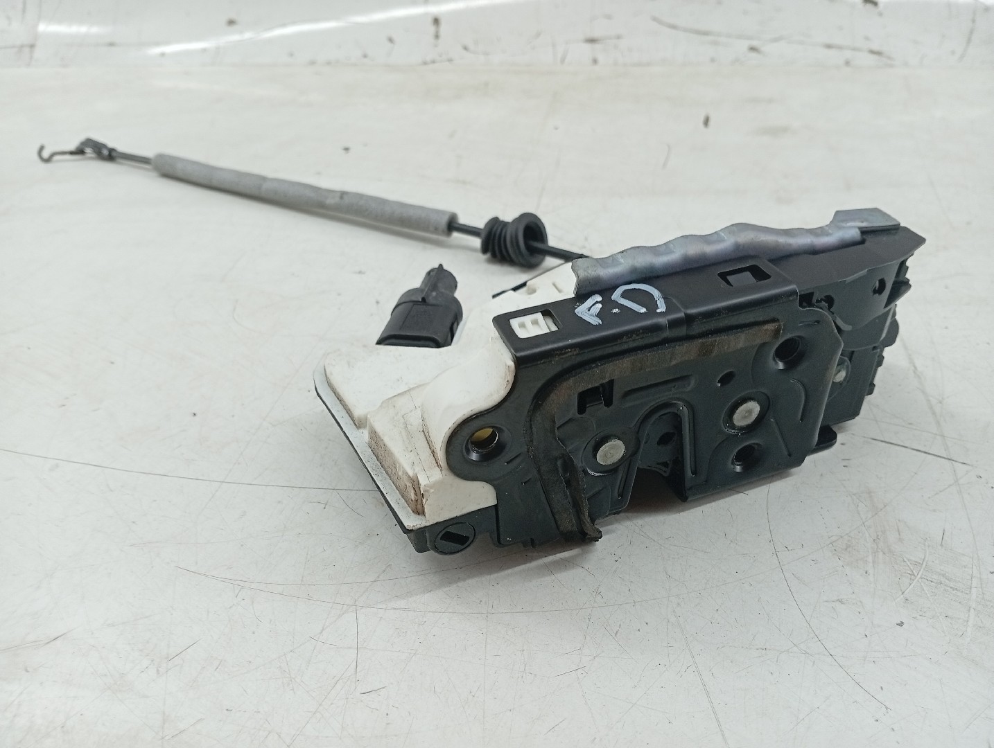 Fecho da Porta Frente Direito VOLKSWAGEN TIGUAN (5N_) | 07 - 18 Imagem-2