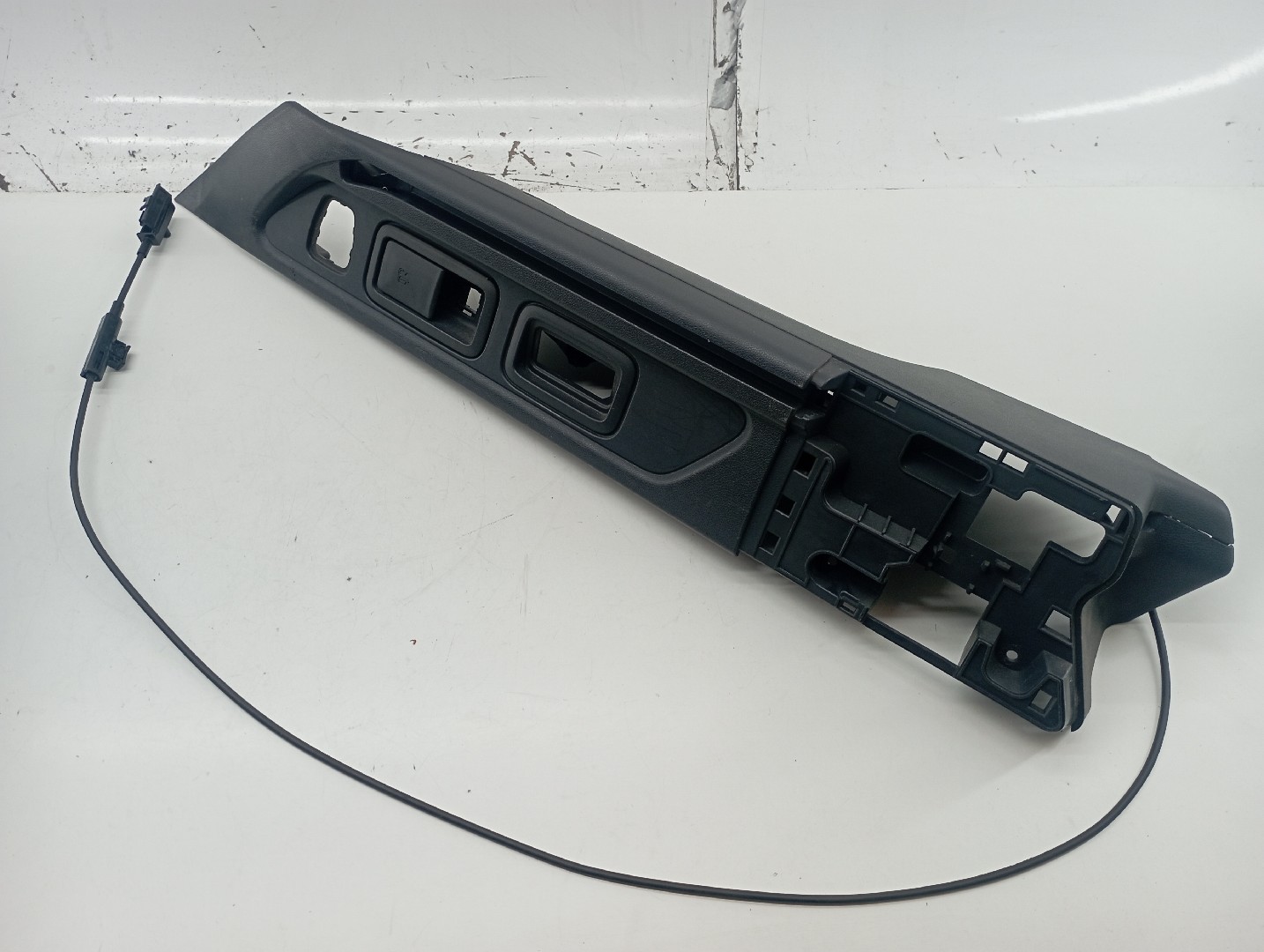 Painel Trás Esquerdo PEUGEOT 508 SW I (8E_) | 10 - 18
