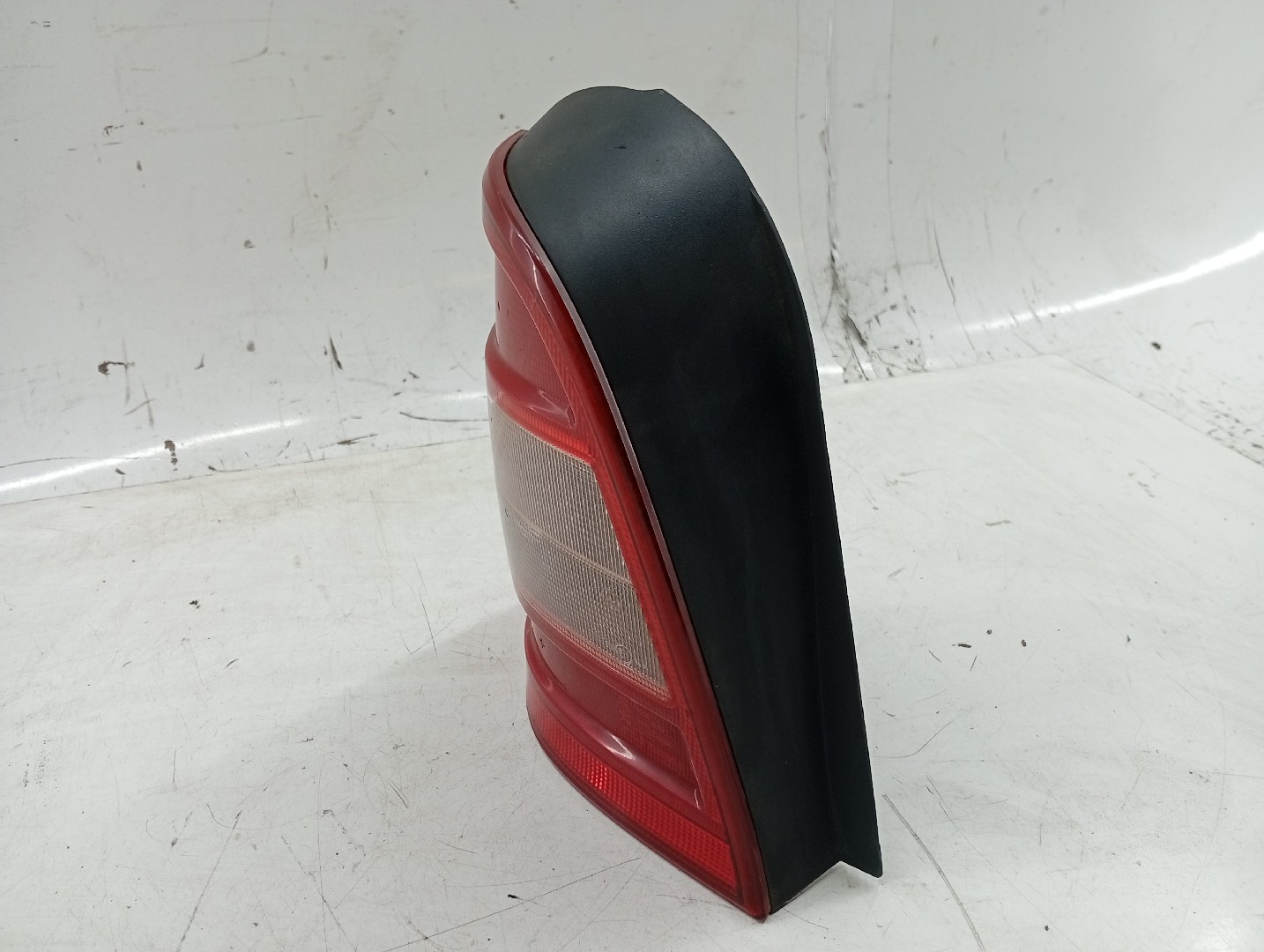 Farolim Stop Esquerdo MERCEDES-BENZ A-CLASS (W168) | 97 - 05 Imagem-1
