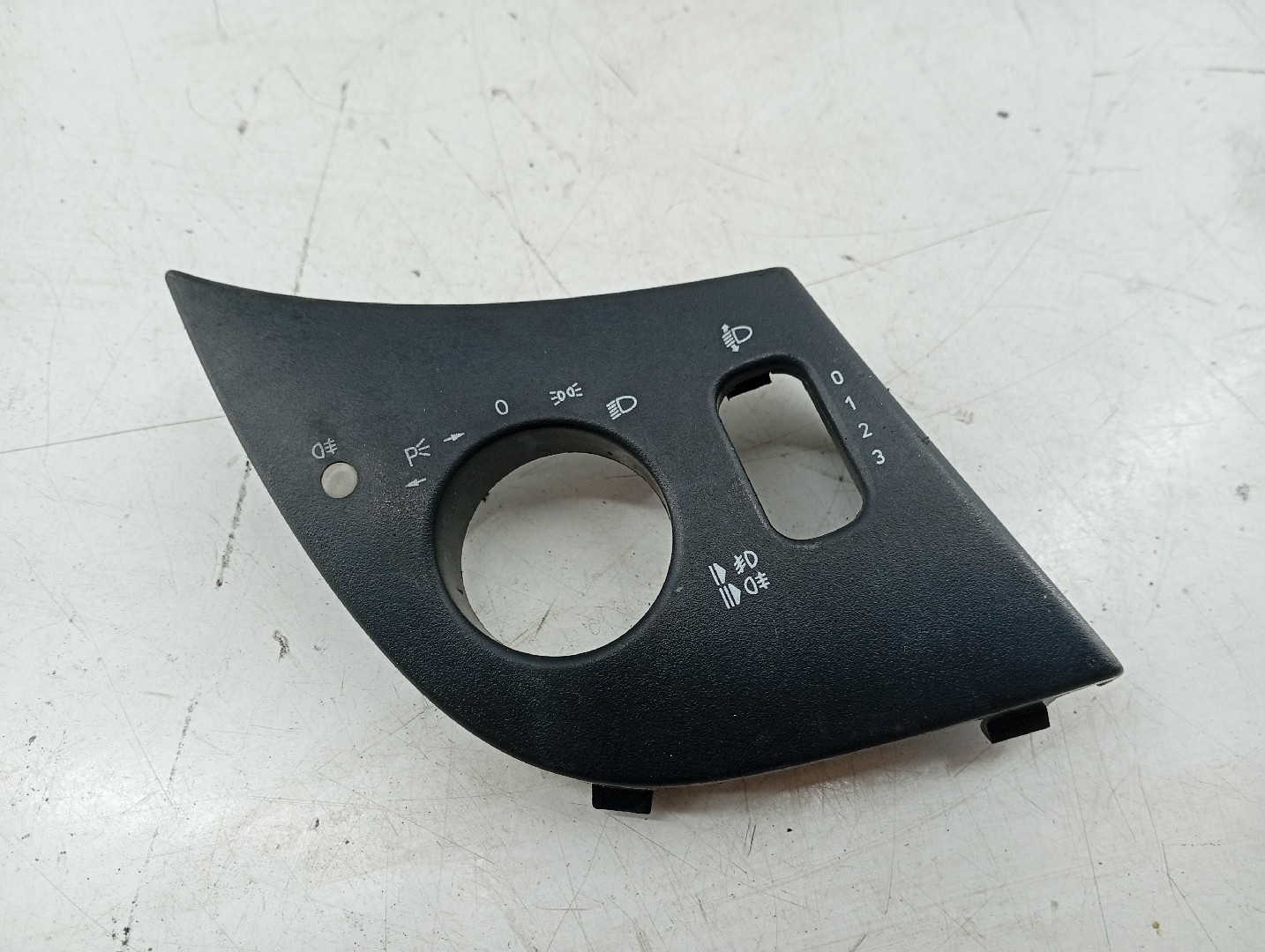 Acabamento Interior MERCEDES-BENZ A-CLASS (W168) | 97 - 05 Imagem-3