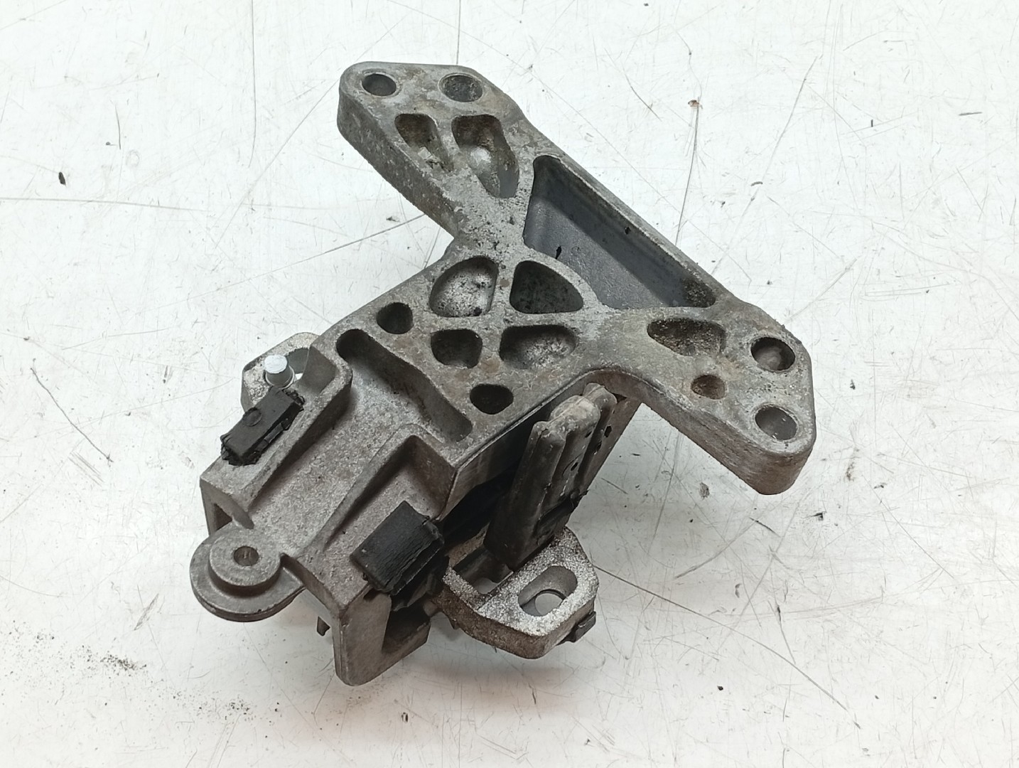 Motor Support PEUGEOT 508 SW I (8E_) | 10 - 18 Imagem-1