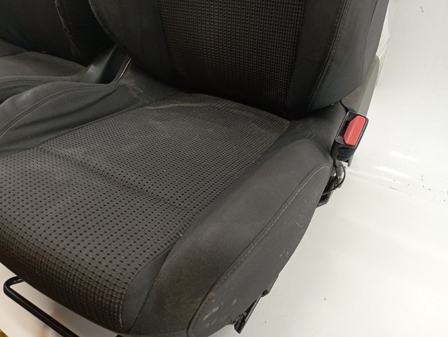 Conjunto de bancos com airbags PEUGEOT 508 SW I (8E_) | 10 - 18 Imagem-18