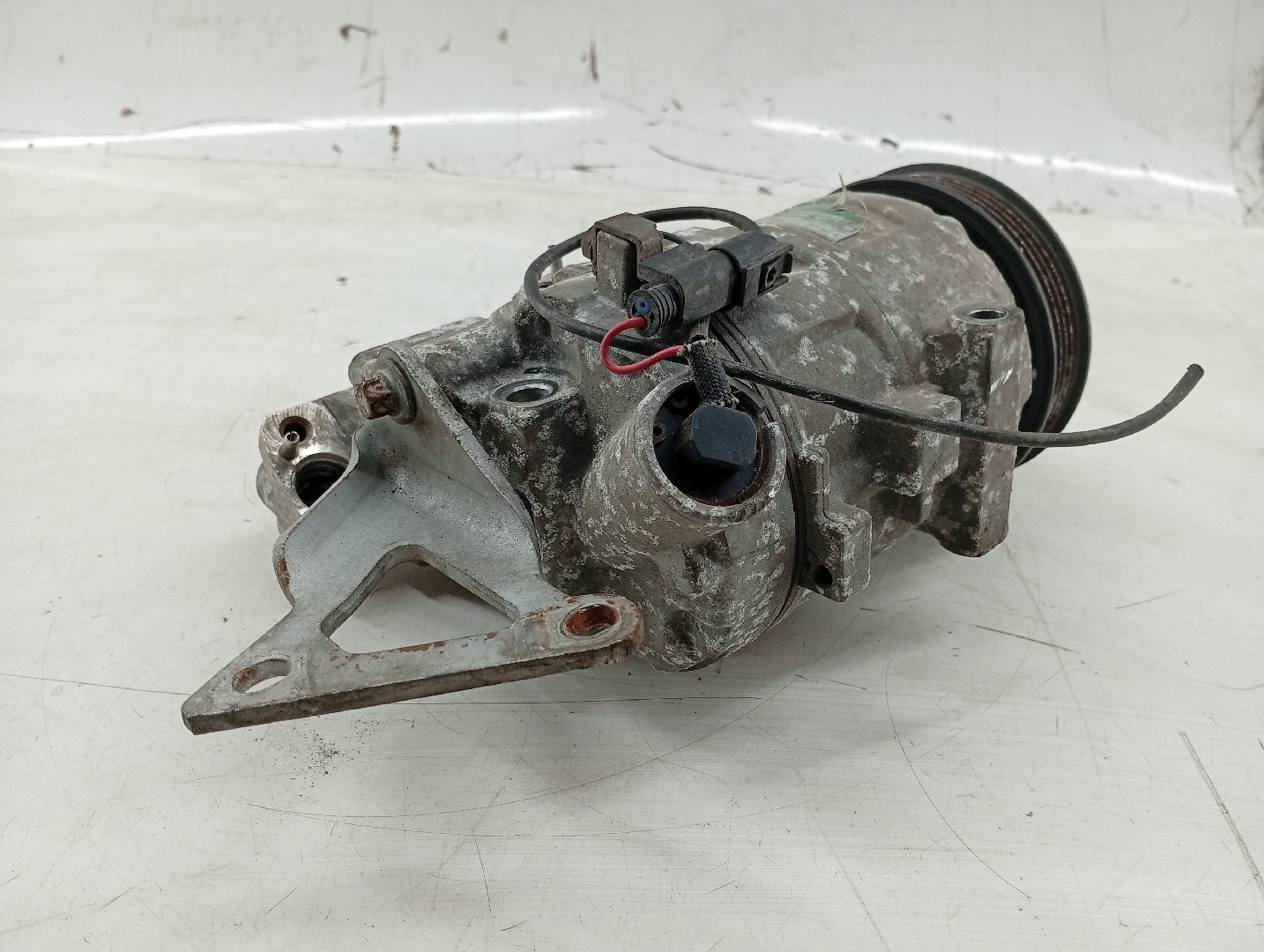Compressor de Ar Condicionado MERCEDES-BENZ A-CLASS (W168) | 97 - 05 Imagem-2