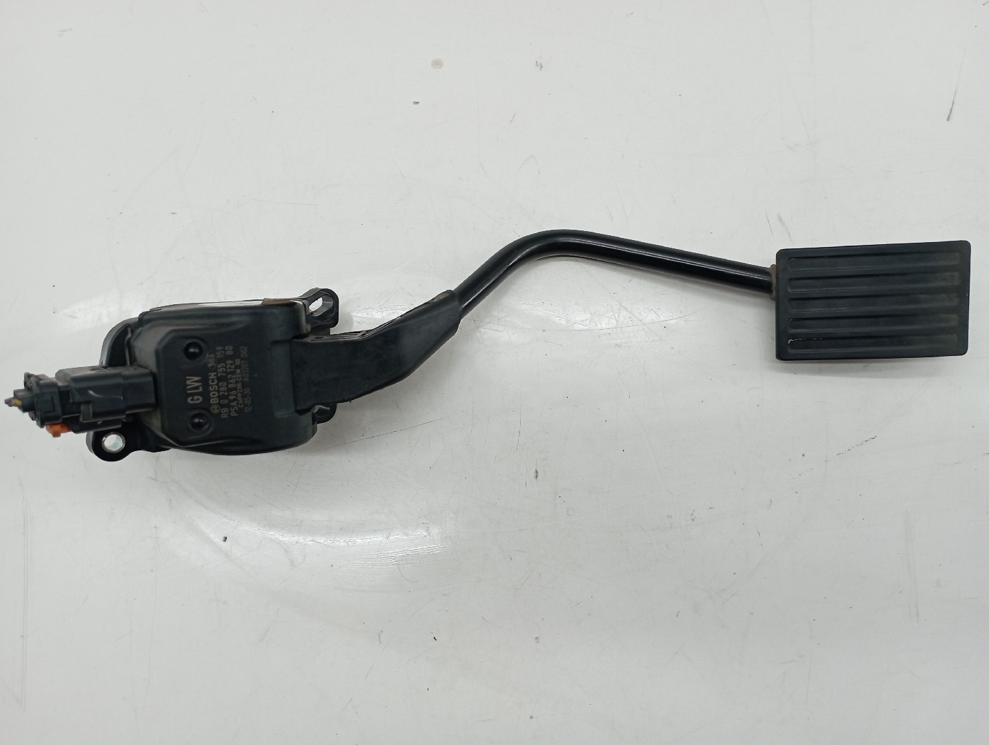 Pedal acelerador PEUGEOT 508 SW I (8E_) | 10 - 18 Imagem-5