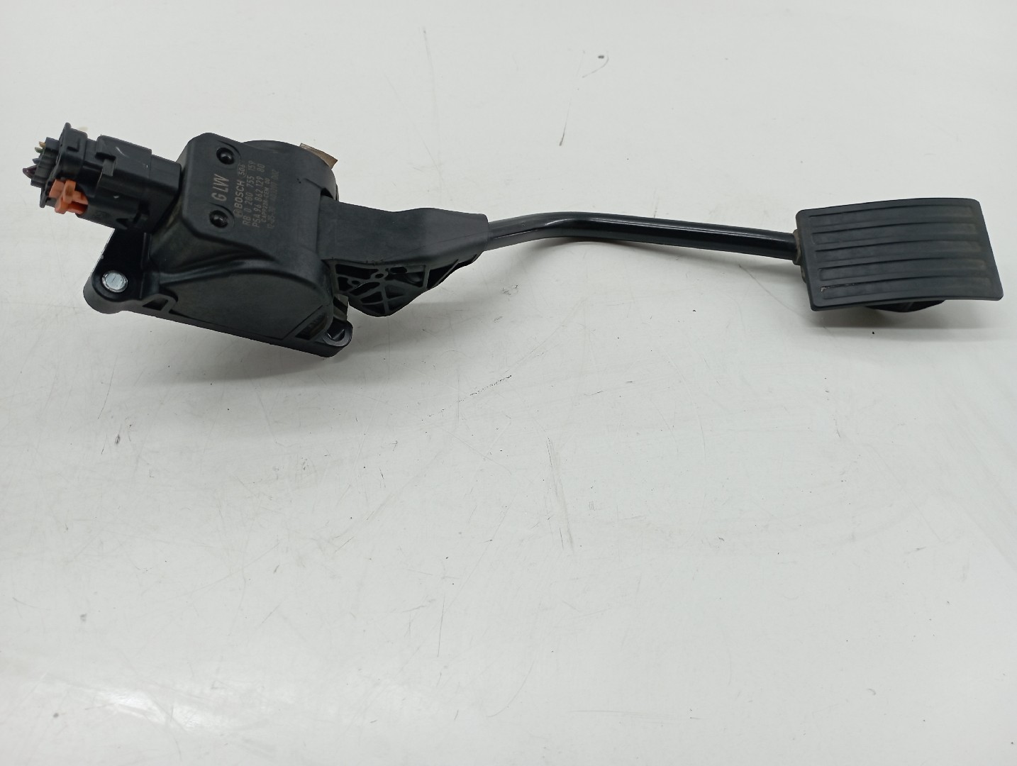 Pedal acelerador PEUGEOT 508 SW I (8E_) | 10 - 18 Imagem-2