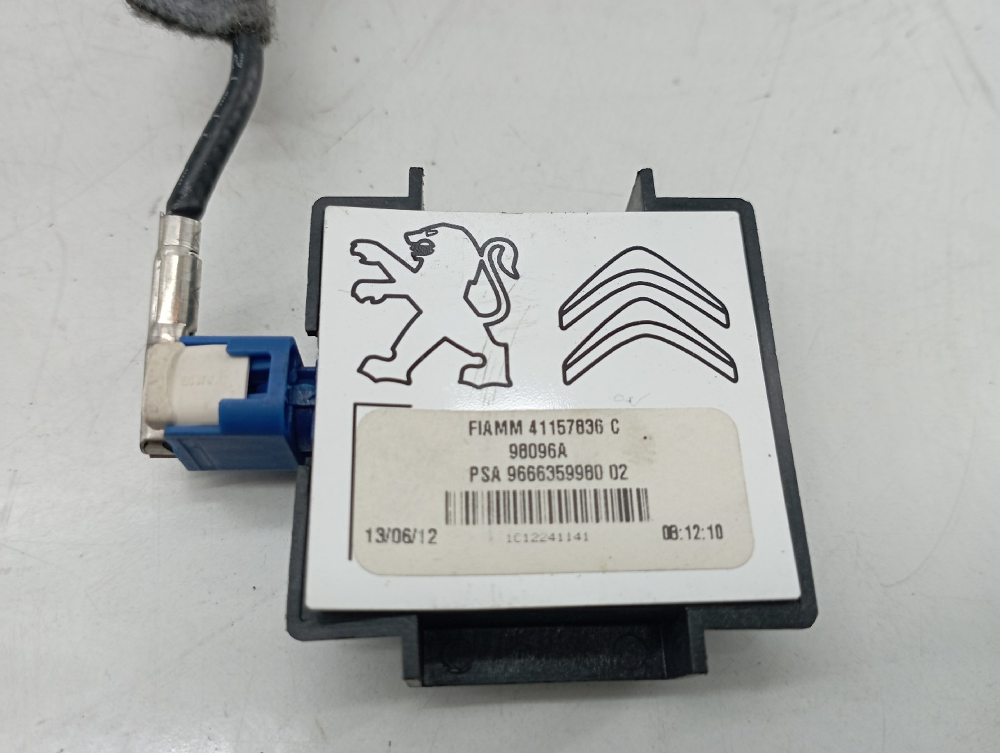 Amplificador de antena PEUGEOT 508 SW I (8E_) | 10 - 18