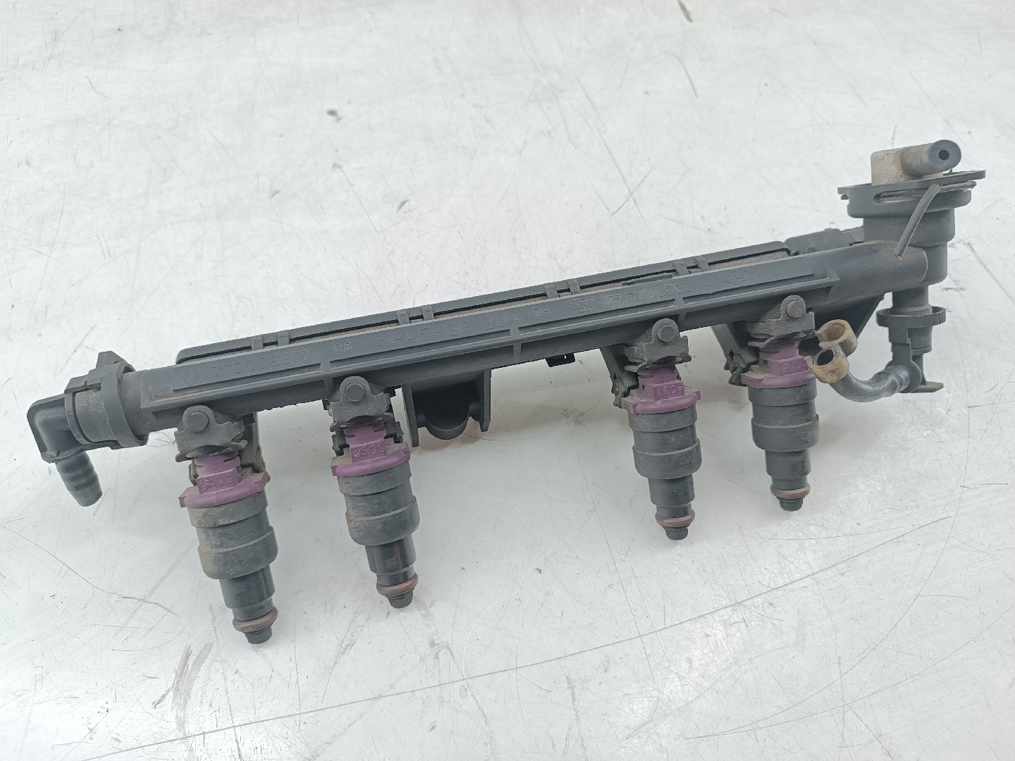 Regua Injectora RENAULT CLIO II (BB_, CB_) | 98 -  Imagem-4