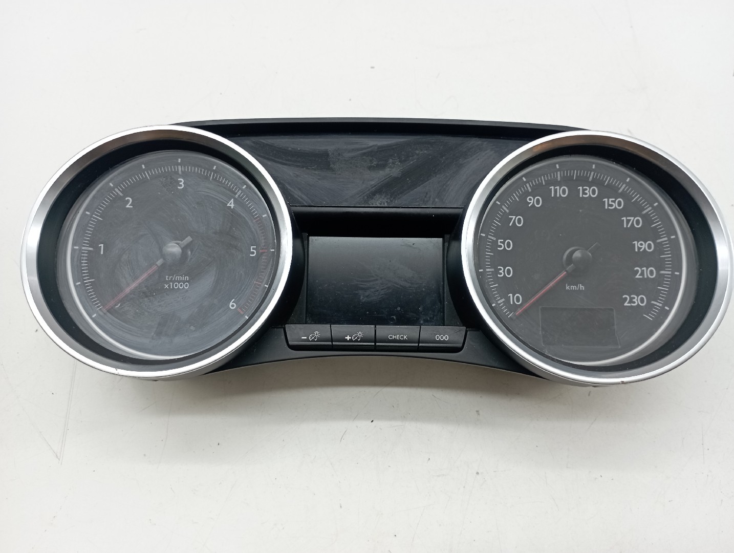 Quadrante PEUGEOT 508 SW I (8E_) | 10 - 18 Imagem-10