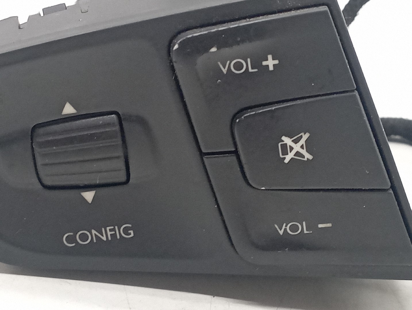 Comutador de volante PEUGEOT 508 SW I (8E_) | 10 - 18 Imagem-2