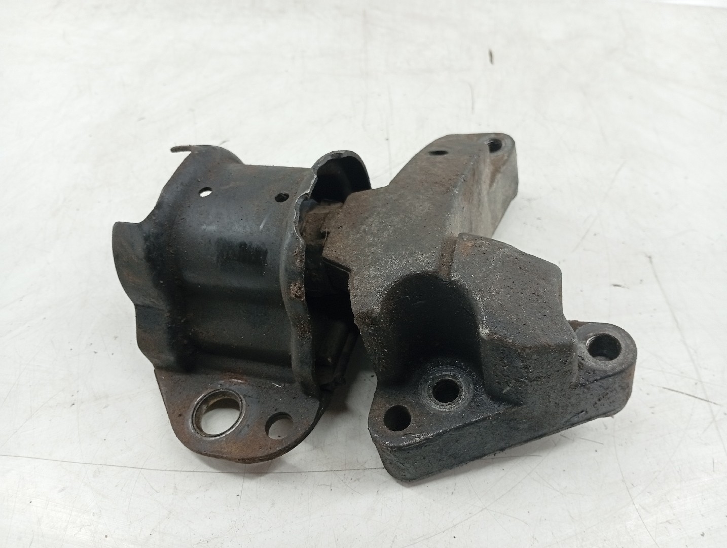 Soporte del motor RENAULT CLIO II (BB_, CB_) | 98 - 