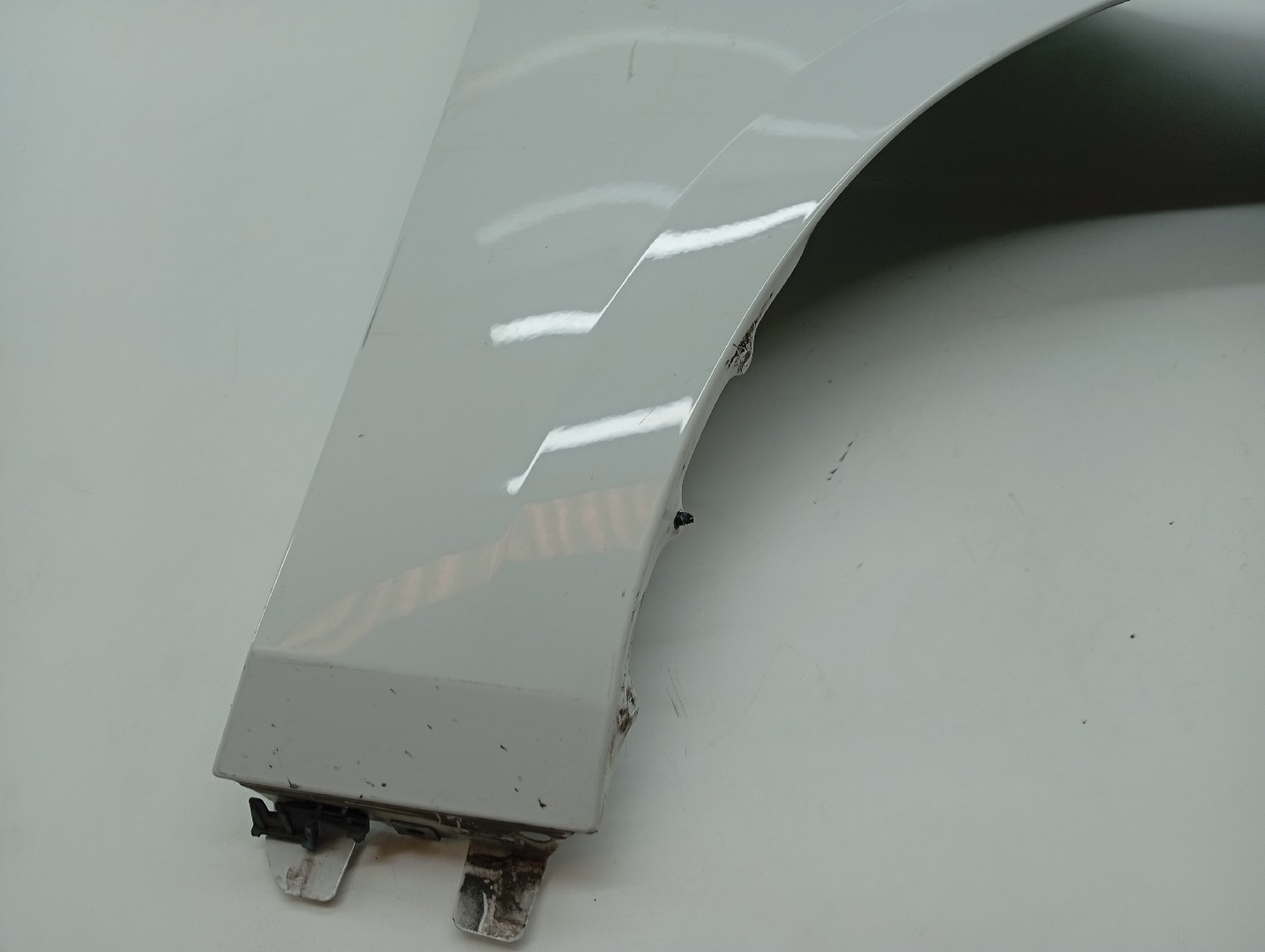 Guarda Lamas Direito BMW 1 (F40) | 19 -  Imagem-1