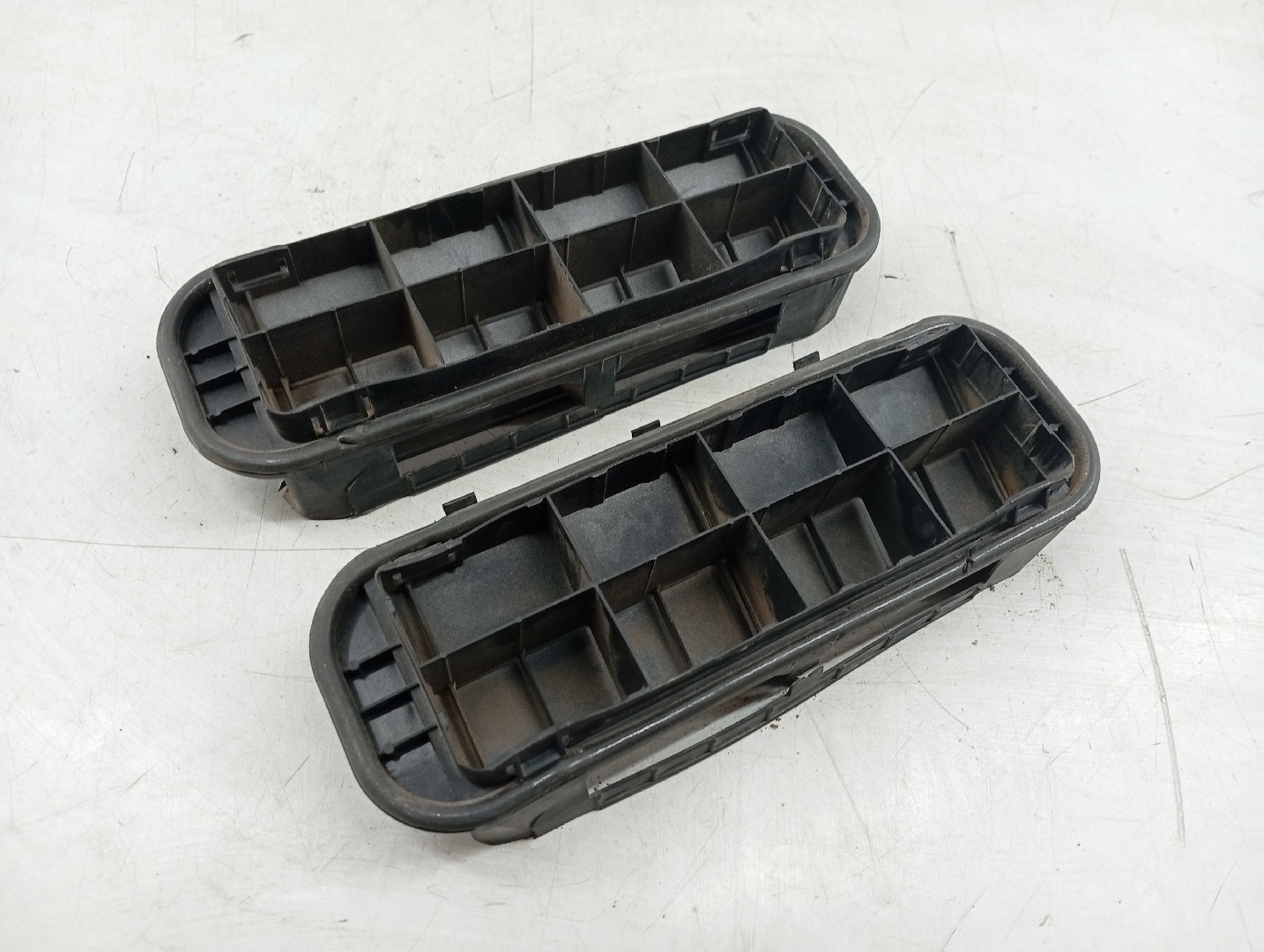 Painel de Ventilação da Carroceria RENAULT CLIO II (BB_, CB_) | 98 -  Imagem-1