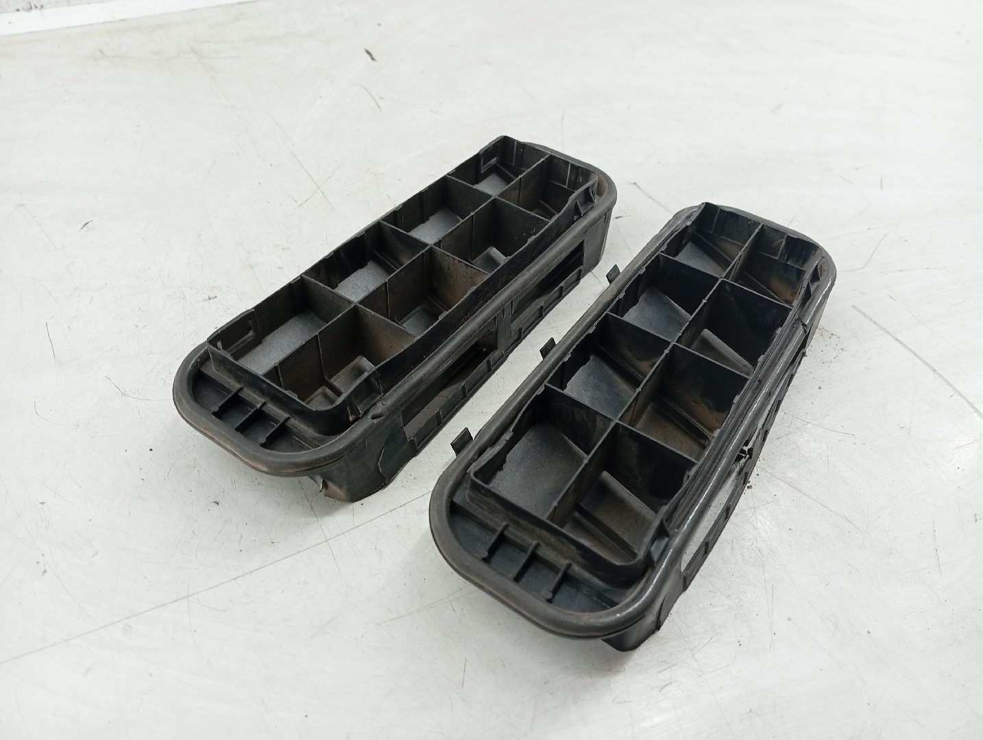 Painel de Ventilação da Carroceria RENAULT CLIO II (BB_, CB_) | 98 -  Imagem-2