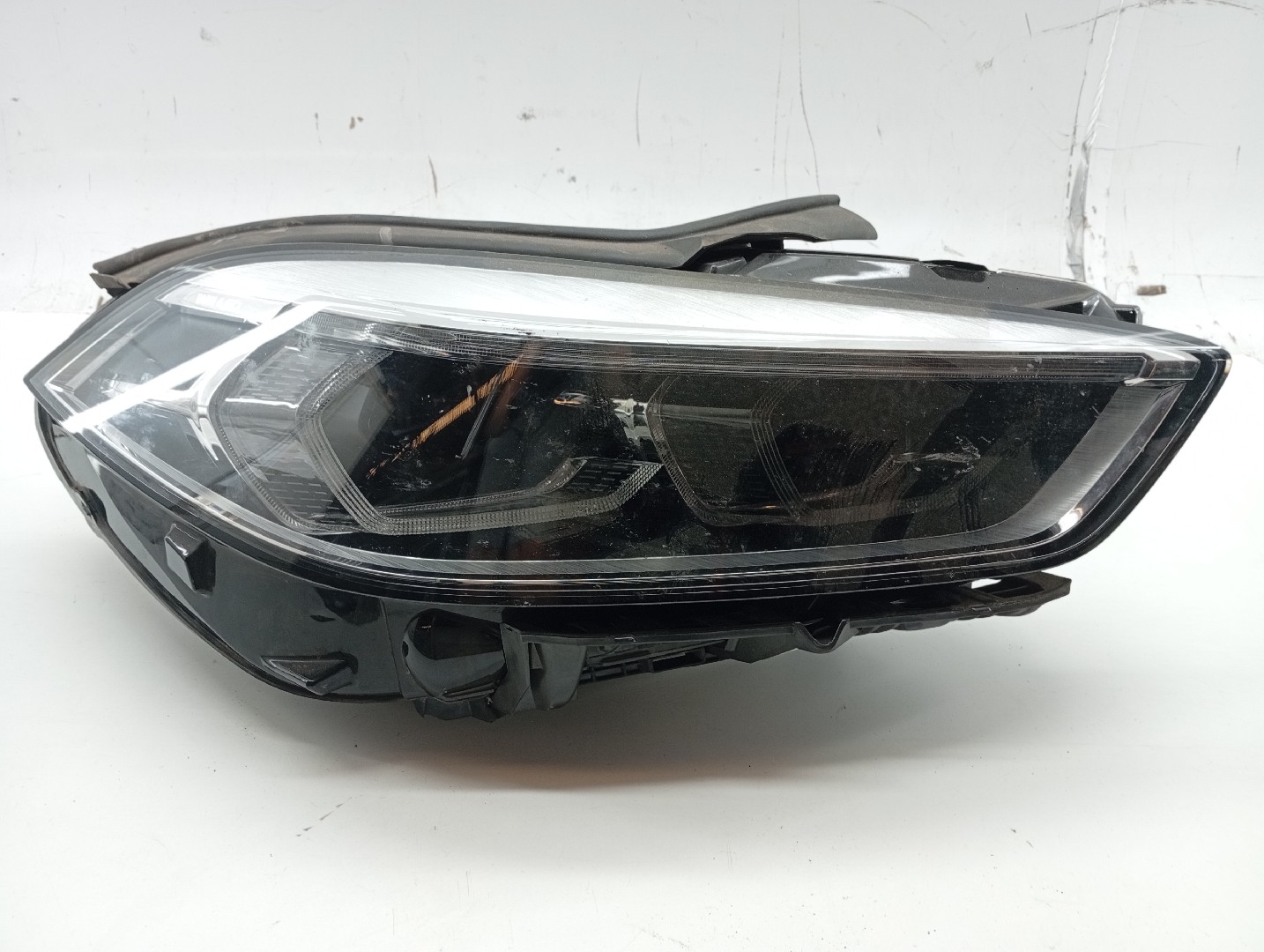 Ótica Direita Xénon BMW 1 (F40) | 19 - 