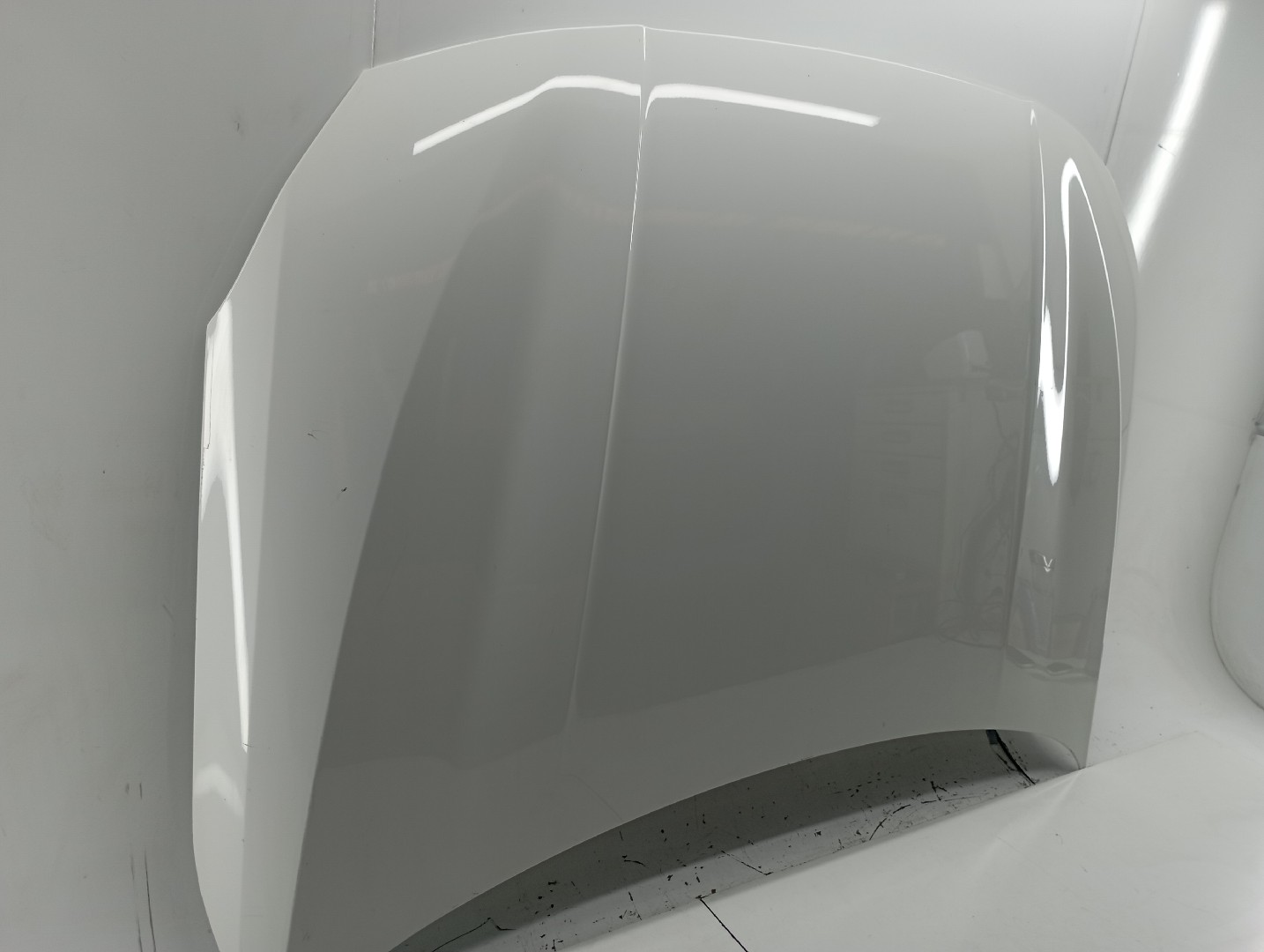 Capot BMW 1 (F40) | 19 -  Imagem-1