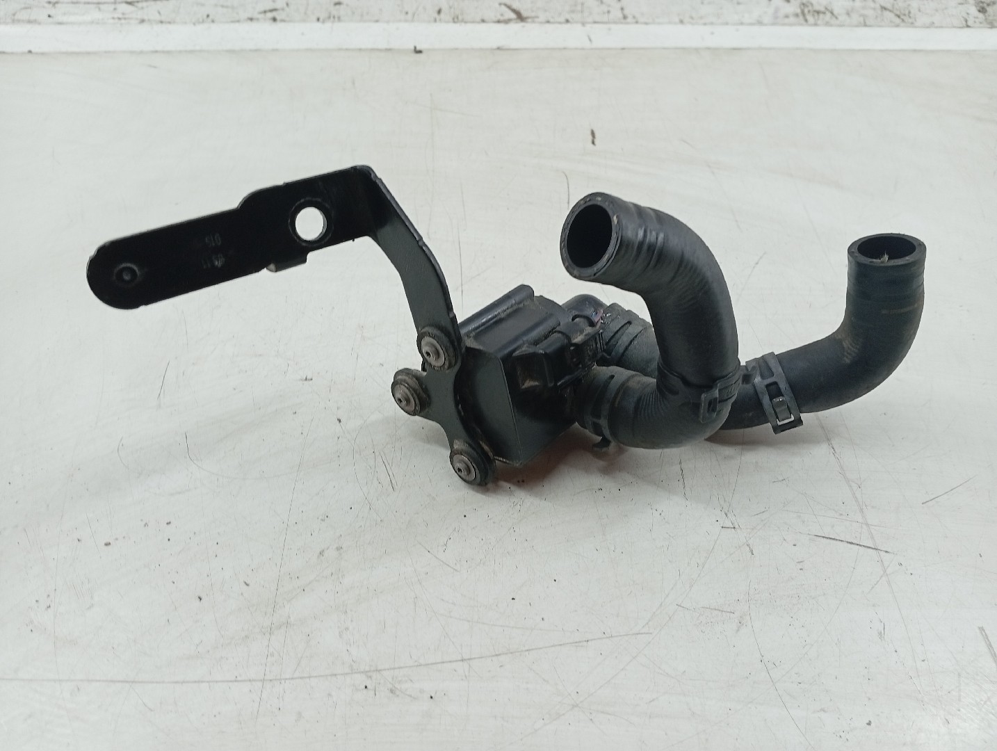 Bomba de agua VOLKSWAGEN TIGUAN (5N_) | 07 - 18