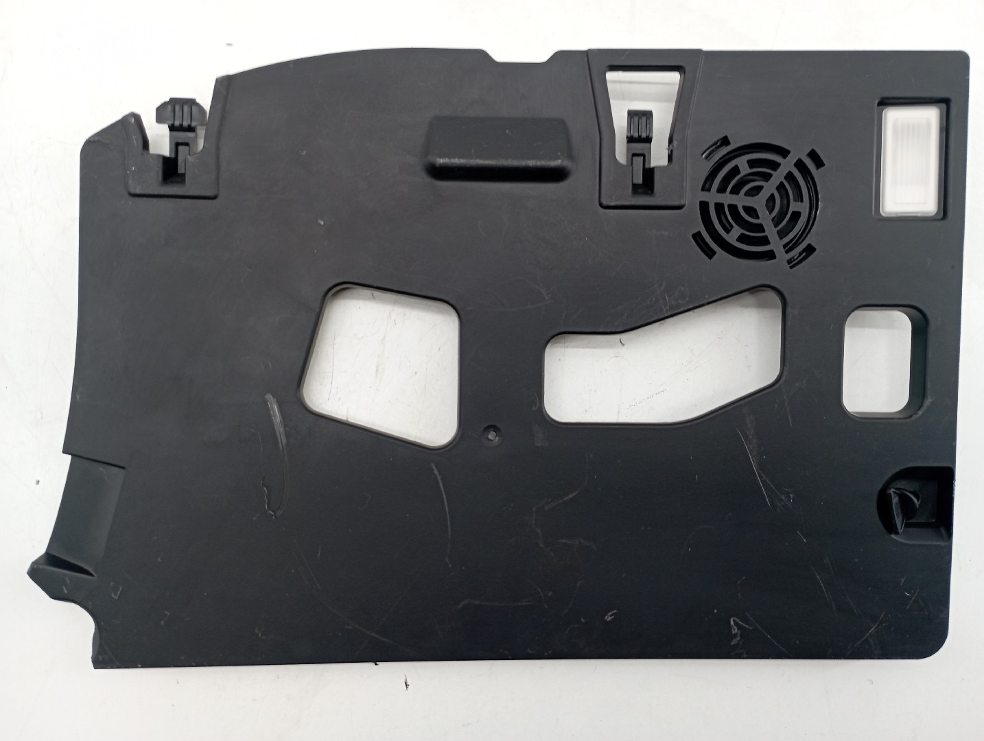 Painel inferior de tablier BMW 1 (F40) | 19 - 