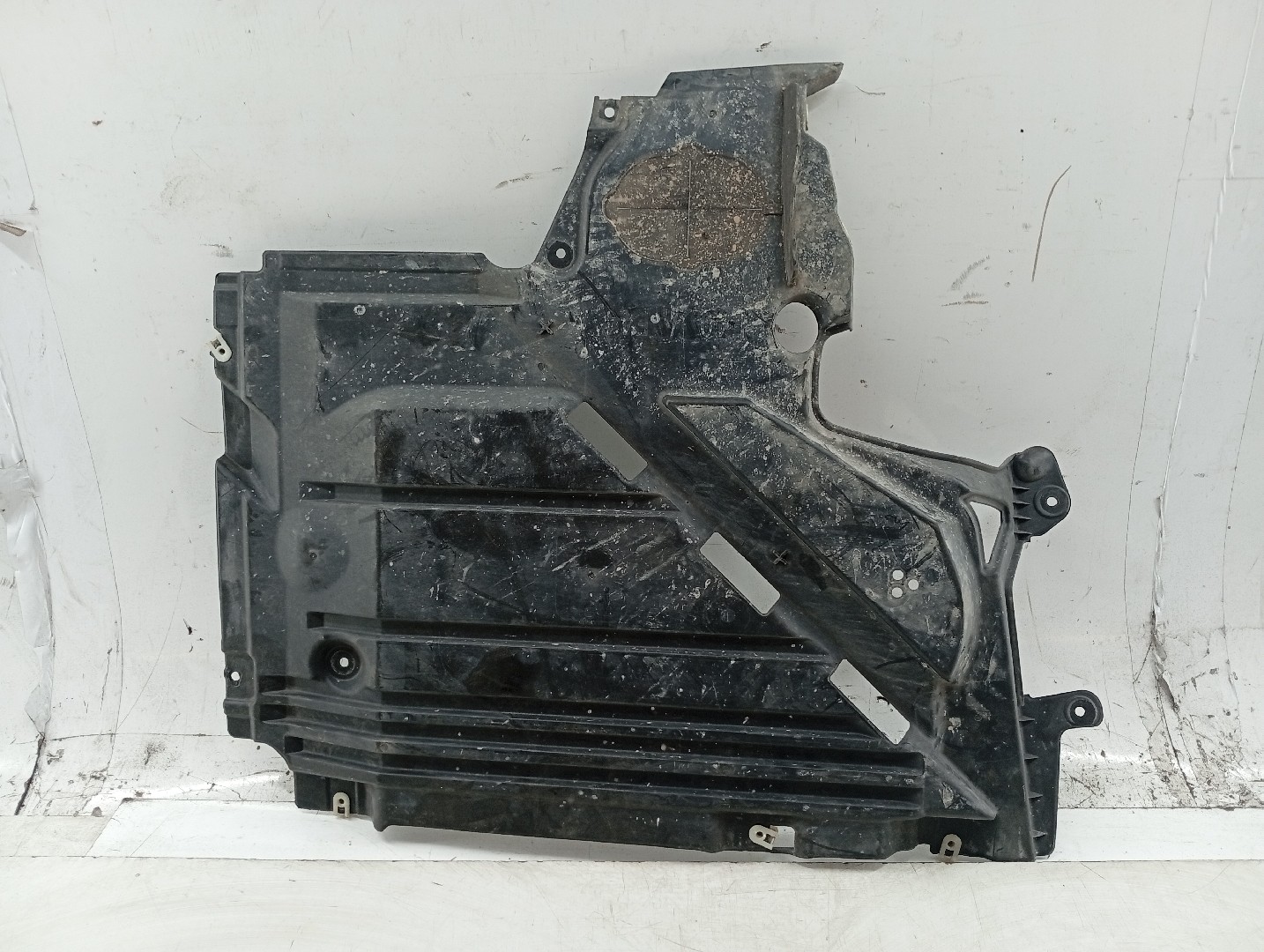 Proteção inferior de carroçaria BMW 1 (F40) | 19 -  Imagem-4