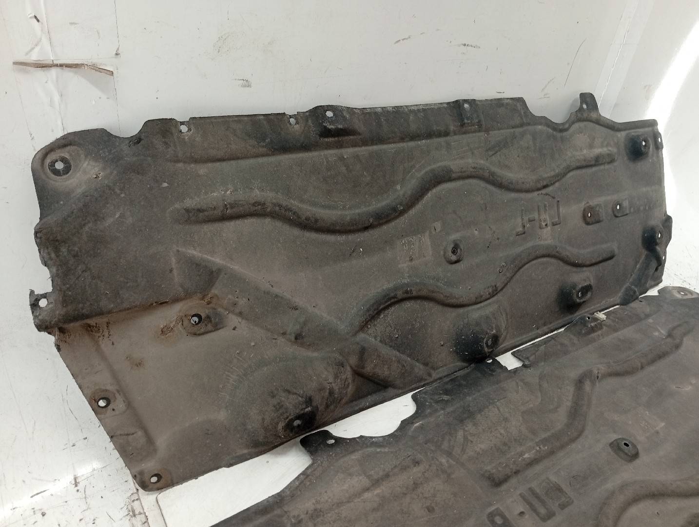 Proteção inferior de carroçaria BMW 1 (F40) | 19 -  Imagem-1