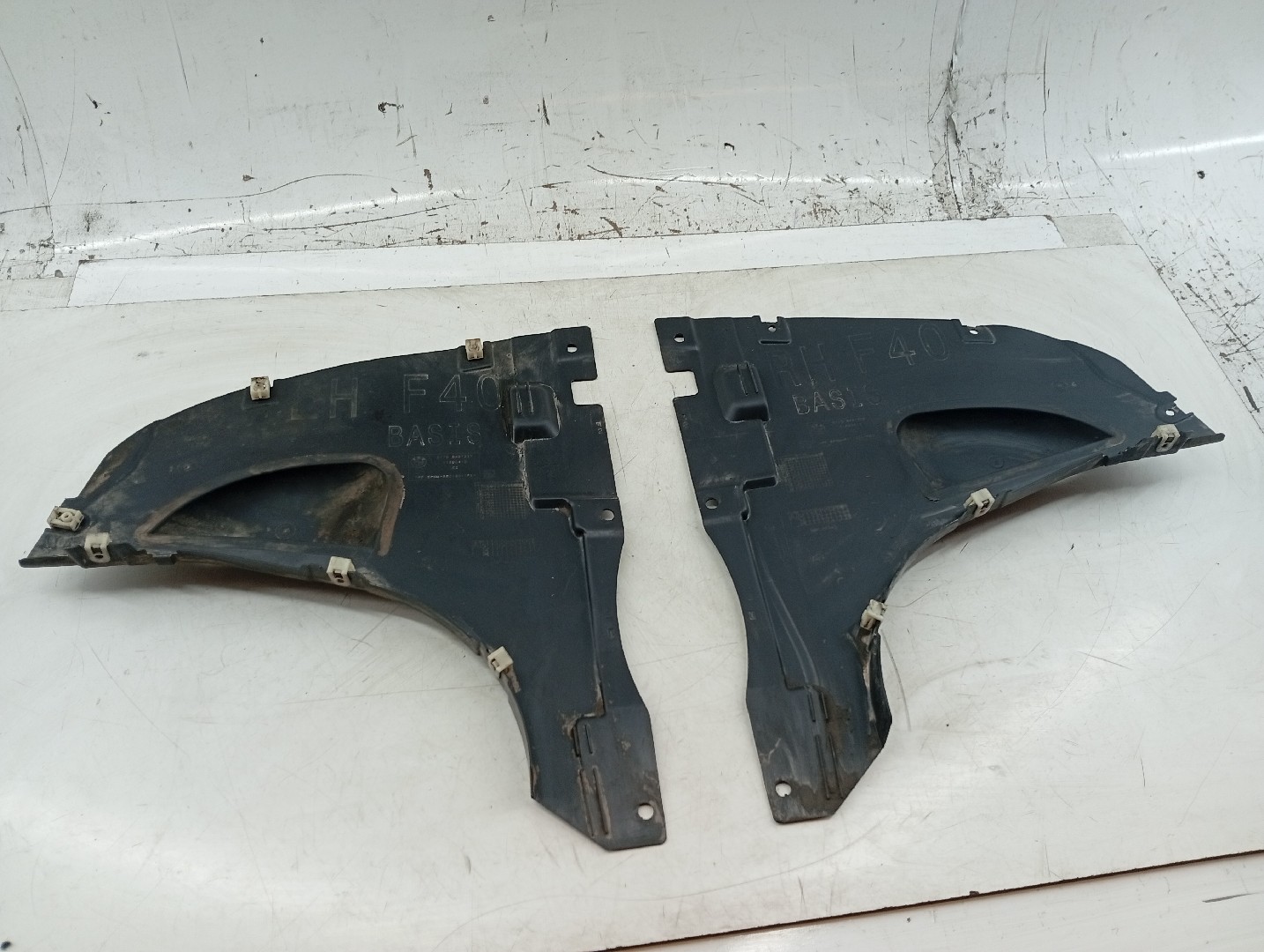 Proteção inferior de carroçaria BMW 1 (F40) | 19 - 