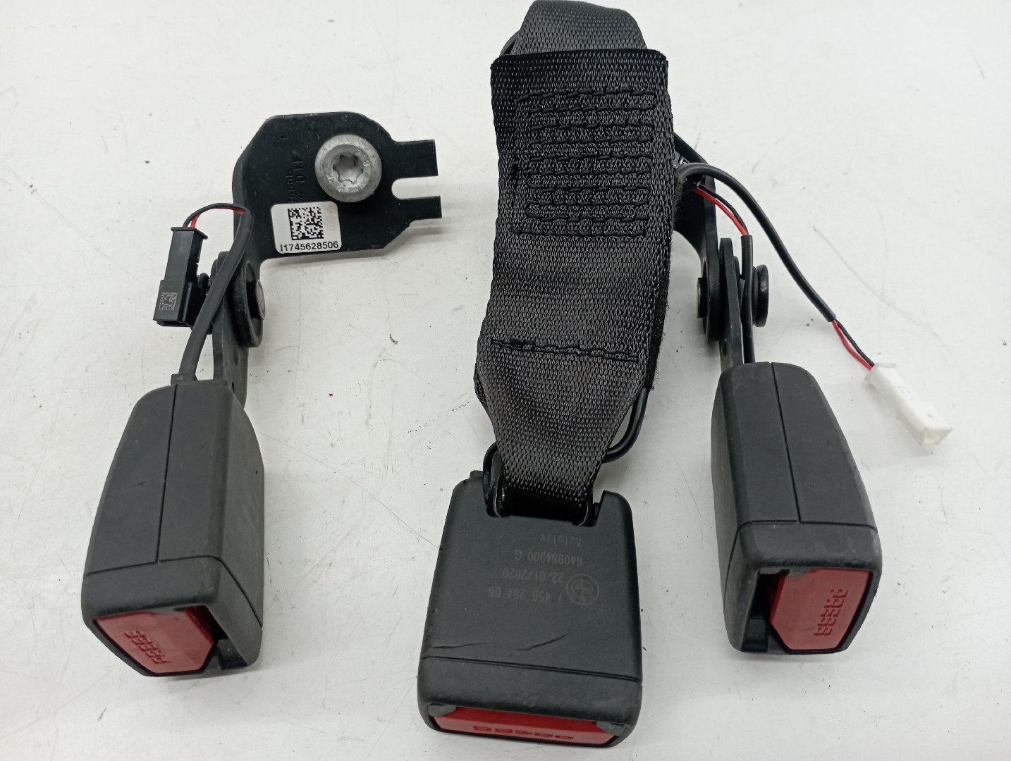 Encaixe cinto traseiro BMW 1 (F40) | 19 -  Imagem-7