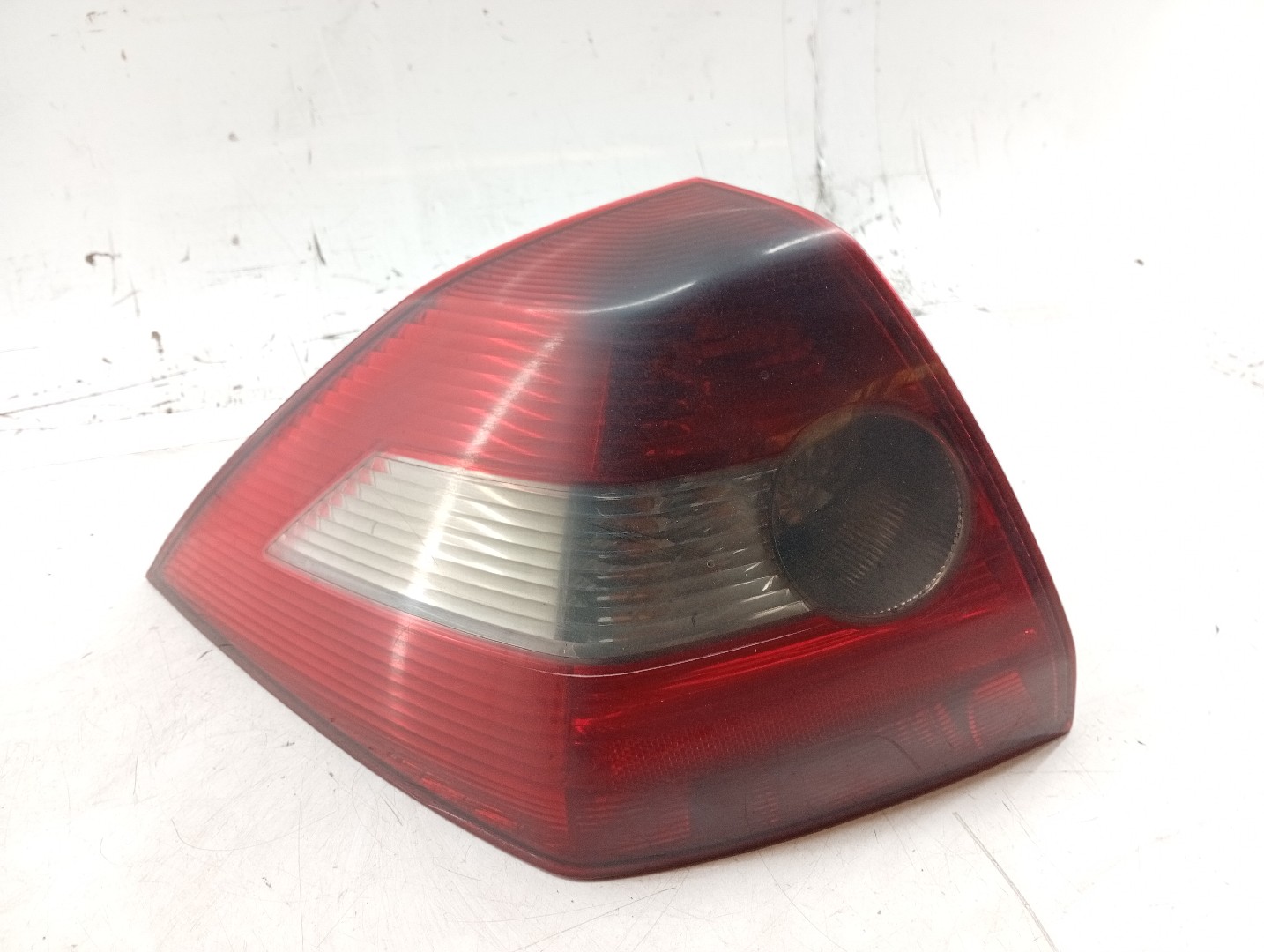 Farolim Stop Esquerdo RENAULT MEGANE II três volumes (LM0/1_) | 03 - 