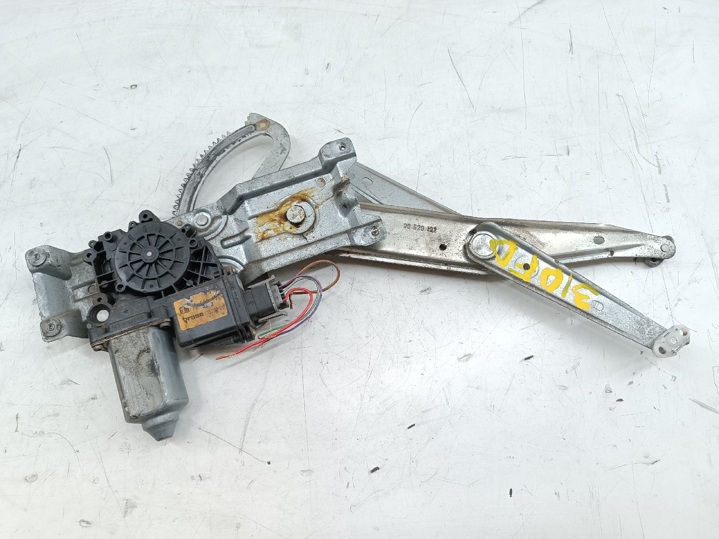 Motor e elevador de vidro frente direito OPEL CORSA B (S93) | 93 - 02