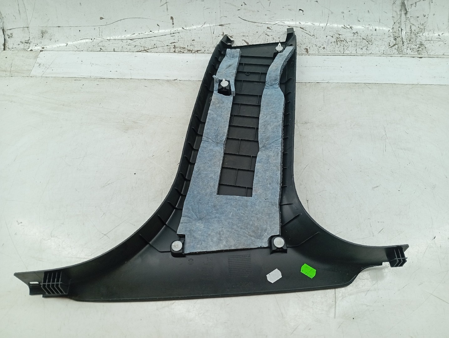 Moldura de pilar B esquerda BMW 1 (F40) | 19 - 