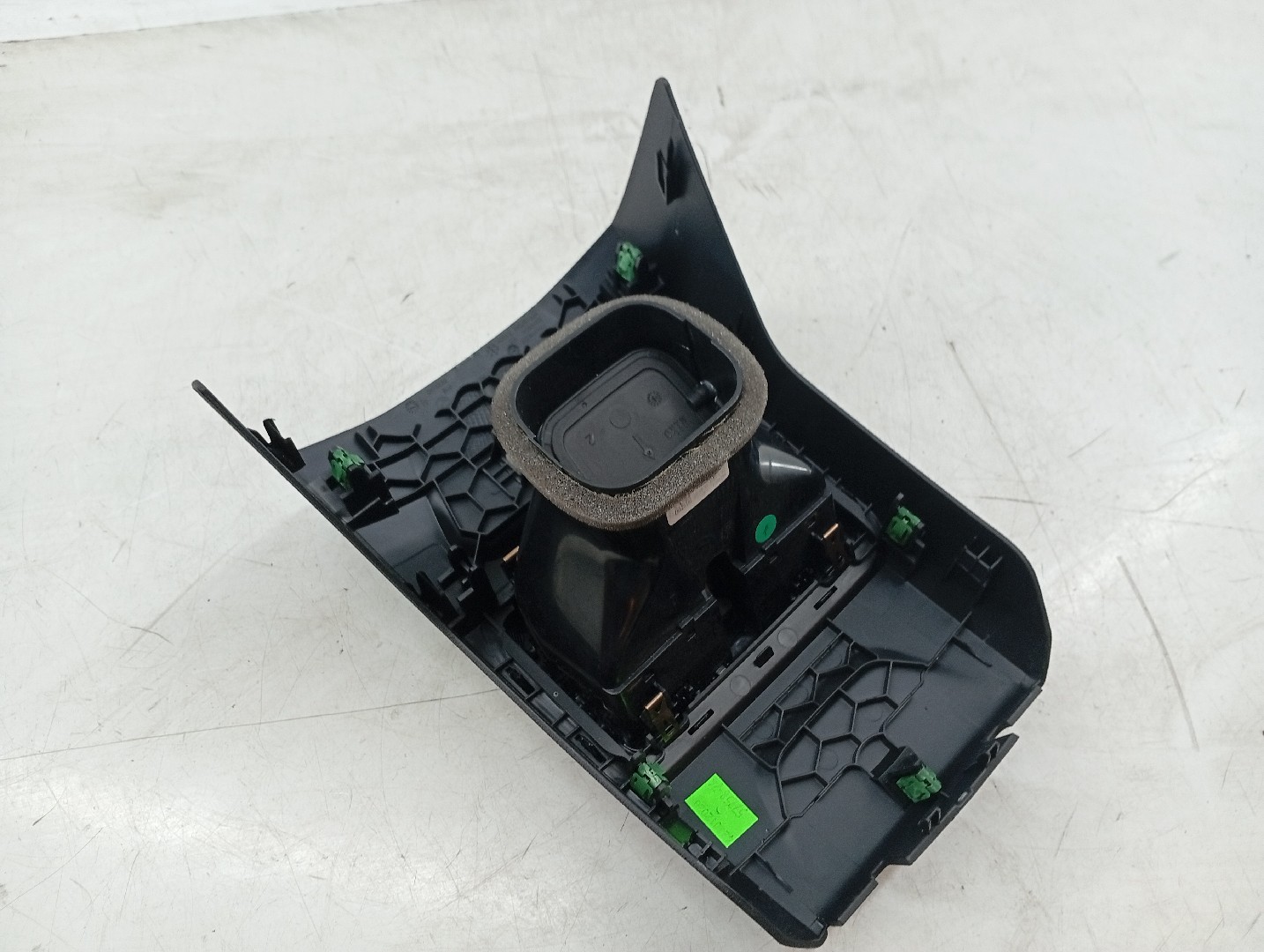 Difusor de ar BMW 1 (F40) | 19 -  Imagem-3