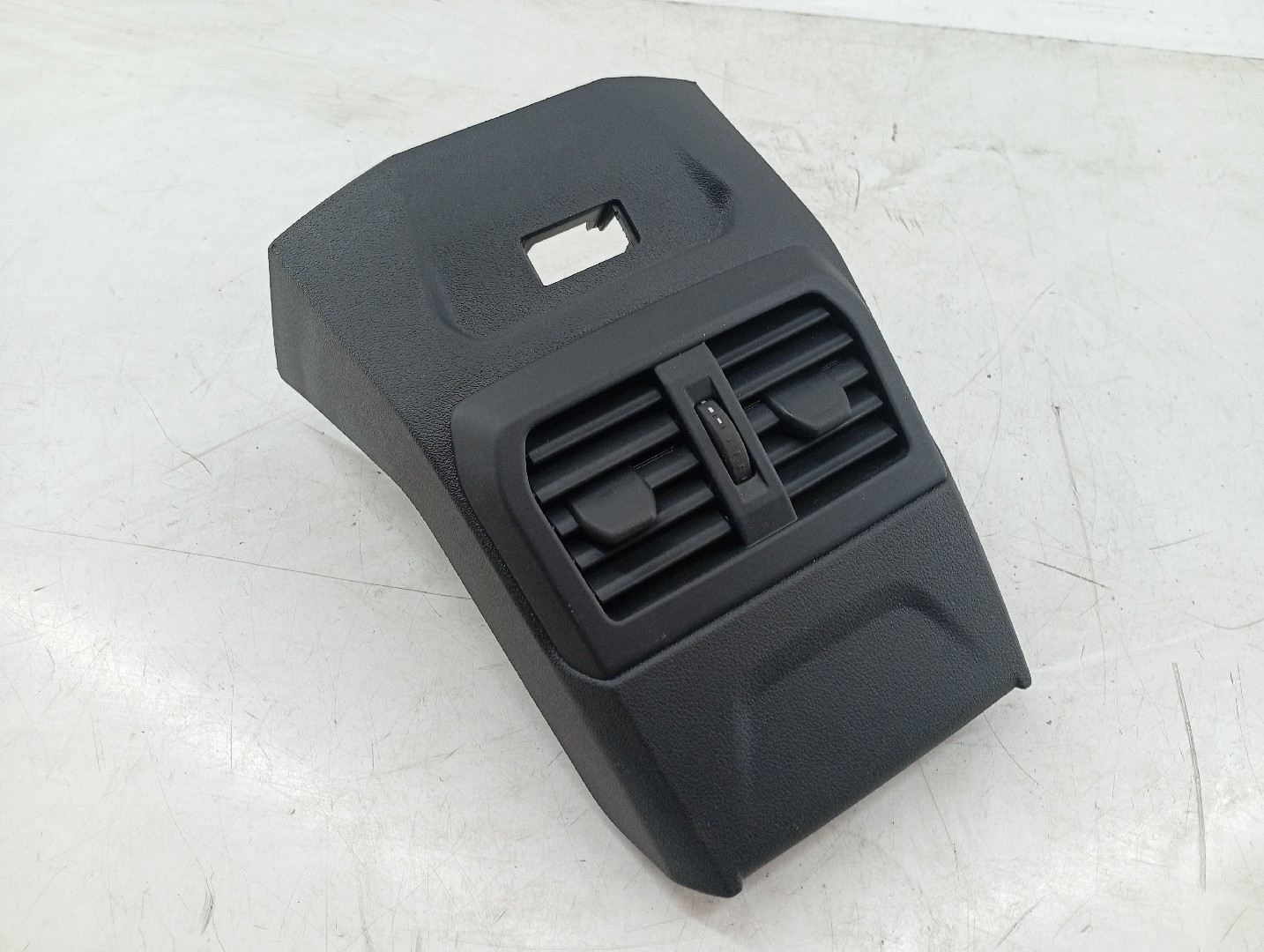 Difusor de ar BMW 1 (F40) | 19 -  Imagem-5